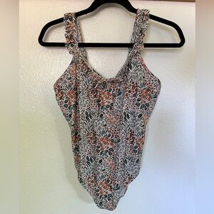 Rylee + Cru Women’s Ruffle One-Piece